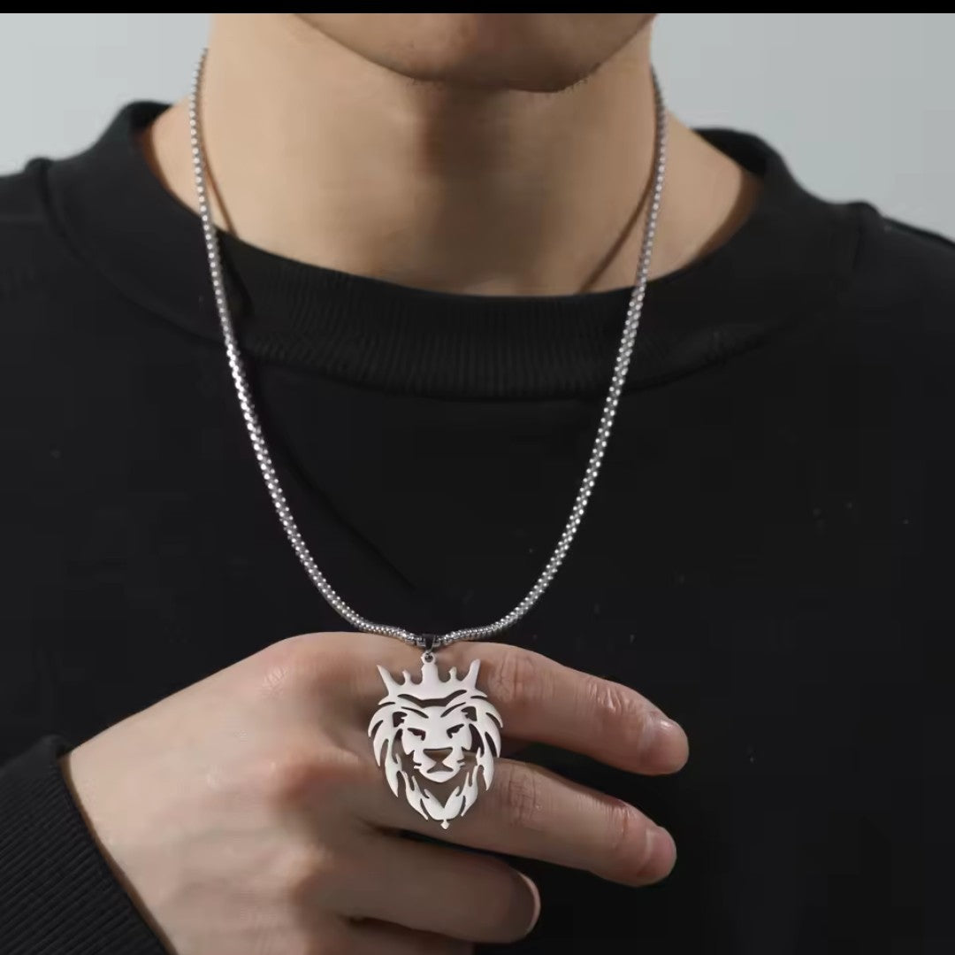 Lion with Crown Silber