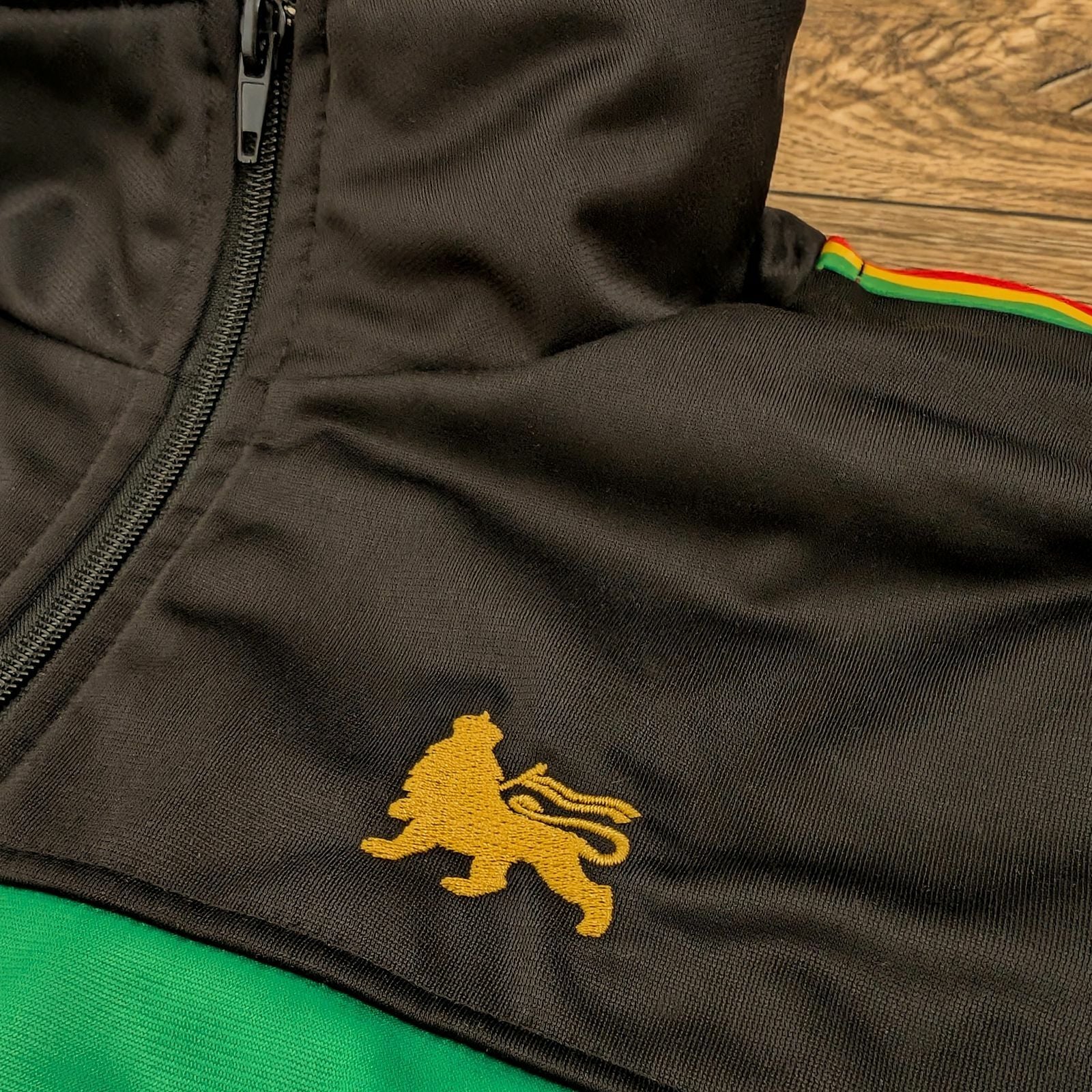 Red Gold & Green Trainer